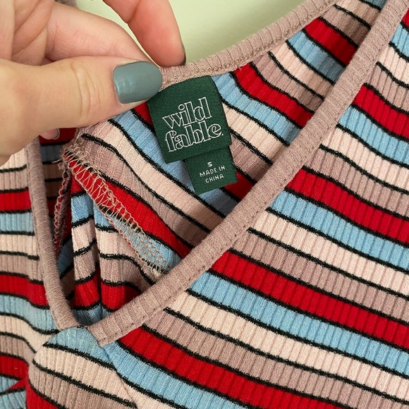 Striped Crop Top - Picture 2 of 2